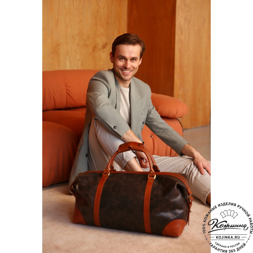 Кожаная дорожная сумка "Магнум" (красная с синим)